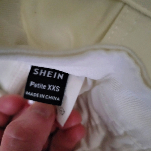 Jeans - Picture 4 of 4